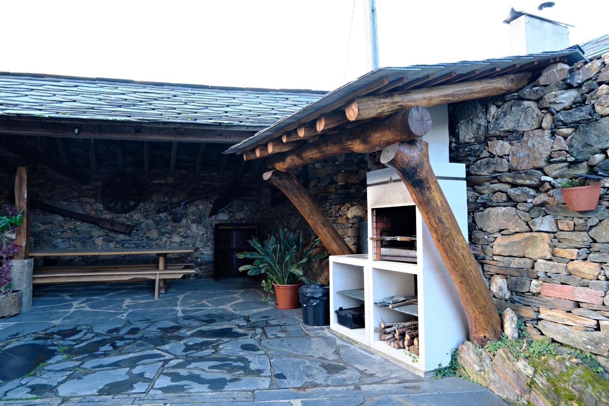Casa Do Pinto Guest House Arouca Exterior photo